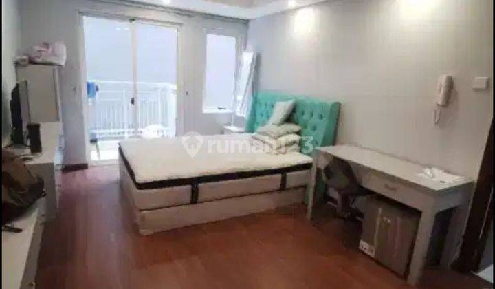 Apartemen Royal Mediterania Garden Bagus Furnished 1