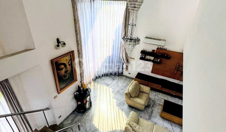 Rumah Dijual - Intercon Kebon Jeruk`_Lagi Cari Rumah Gede, Adem, & Nggak Ribet?__Coba Intip yang Satu Ini_ Rumah Dijual - Intercon Kebon Jeruk`_Lagi Cari Rumah Gede, Adem, & Nggak Ribet?__Coba Intip yang Satu Ini_