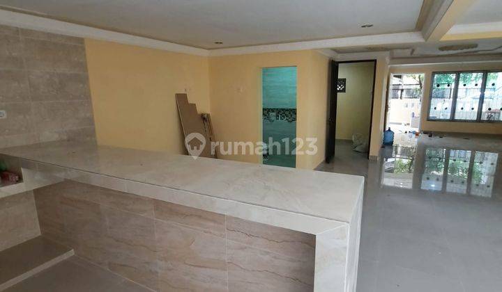 Rumah Bagus Di Taman Ratu 128/180 75jt 2