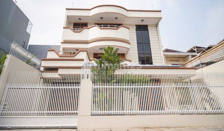 Jarang Ada! Rumah Cantik Di Krukut, Fasilitas Lengkap, Harga Nego 1