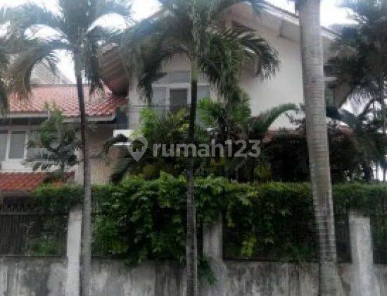 Rumah Permata Buana Hitung tanah, lt 494m2, 3 lantai 1