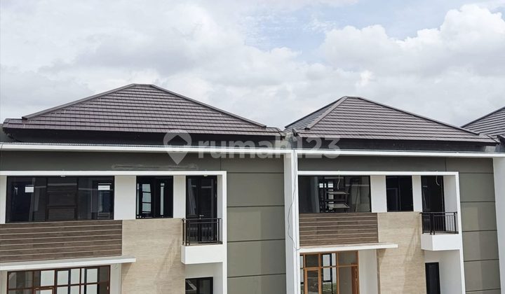 Rumah 2 lantai Dekat Transmart Buah Batu, Bandung 