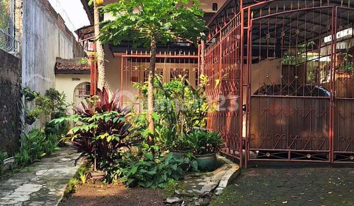 Rumah Heritage type A Terawat dan Original RUMAH HERITAGE BELANDA DI MAINROAD GATOT SUBROTO 2