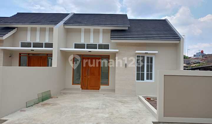 Rumah Baru Ready Stok di mainroad AH Nasution hanya 3 unit 