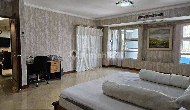 Grand Tropic Slipi lt 17, semi furnished 2