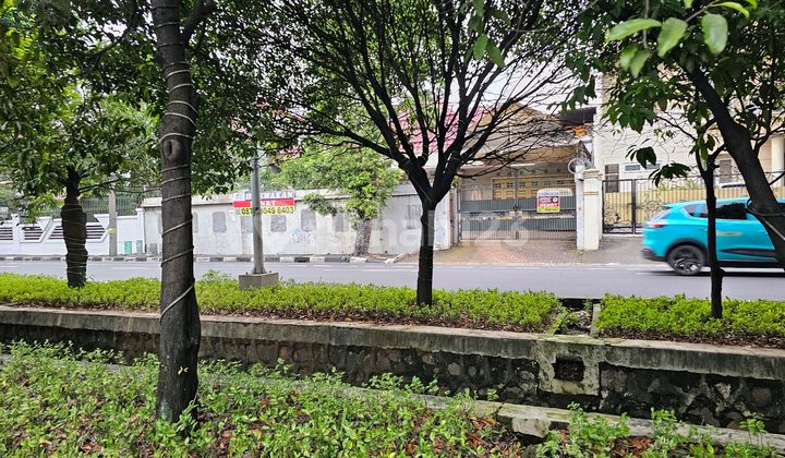 Rumah 1 LT di Boulevard Puri Indah. Cocok Utk Cafe Dll Rumah 1 LT di Boulevard Puri Indah. Cocok Utk Cafe Dll