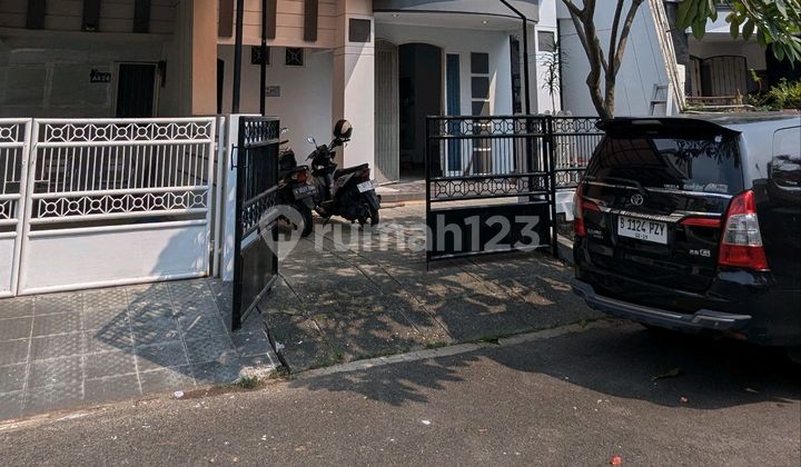 Rumah Siap Huni Di Tmn Permata Buana, Lokasi Bgs, Tdk Banjir