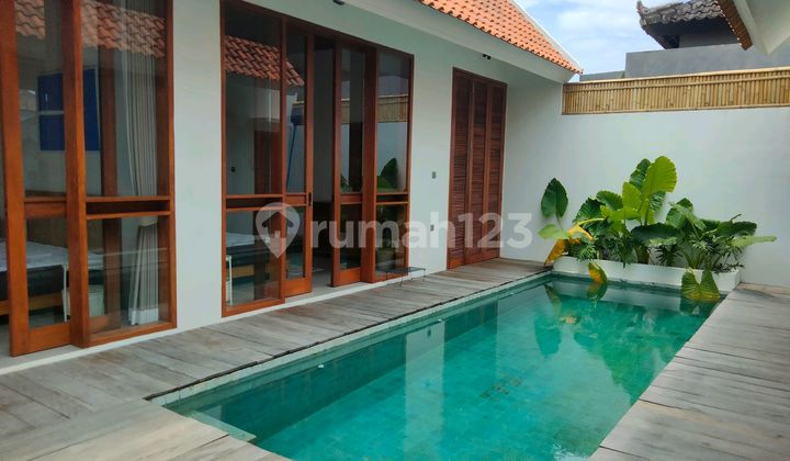 Brand New Villa 2 Bedroom With Tropical Design