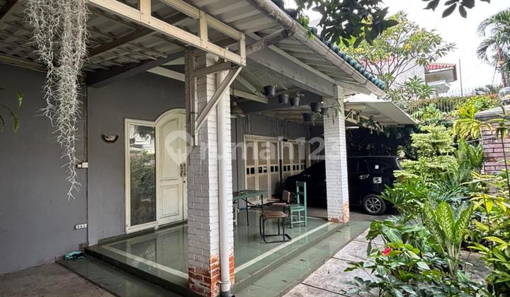 Rumah dengan Lingkungan yang Nyaman, Lokasi Sangat Strategis 2