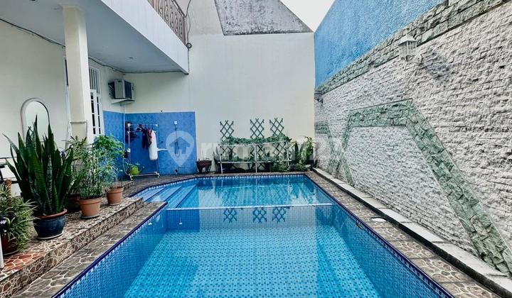 Dijual Rumah Siap Huni Ada Pool Area Strategis Di Jl. Mpr Cipete