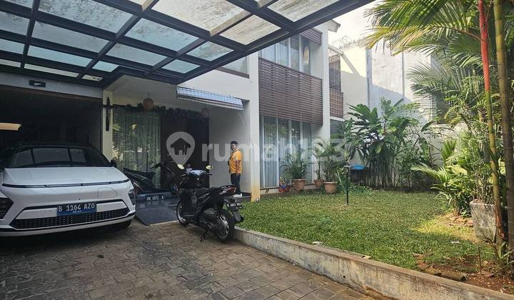 Rumah Elite di Pondok Indah, Jaksel Lingkungan Rindang 2