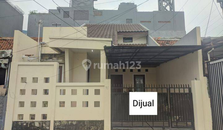 Rumah di Pejompongan 2 Lantai SHM Bagus Unfurnished 1