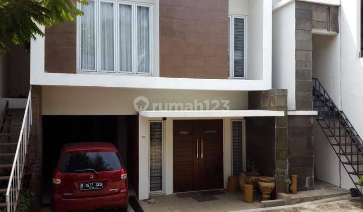 Rumah di Wijaya , kebayoran baru 2 Lantai SHM Bagus Strategis 1