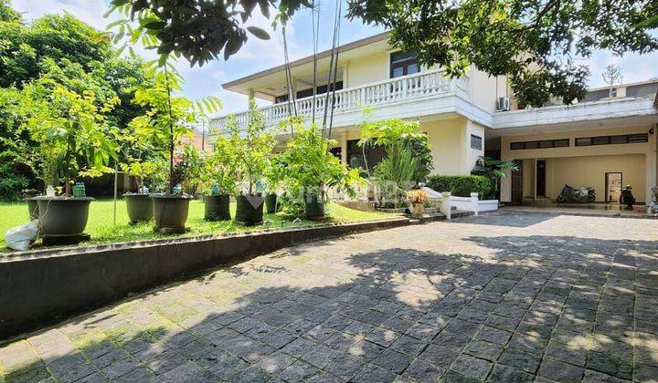 For Sale Rumah di Kawasan Elit dan Strategis di Kebayoran Baru Harga di bawah NJOP  2