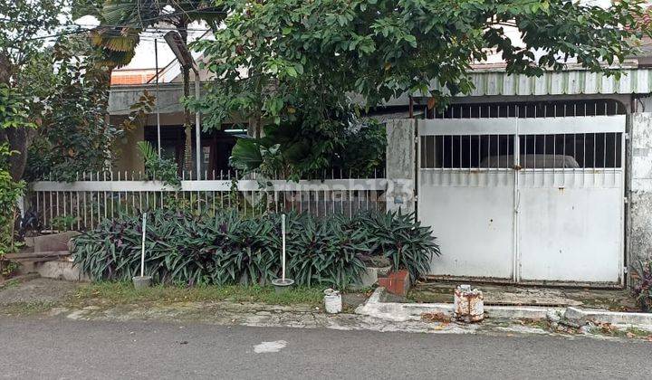 For Sale Rumah Lama di Kawasan Elit dan strategis di Kebayoran Baru  1