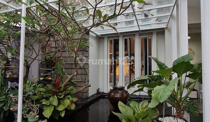 Rumah Bagus Dan Mewah Dengan Pool Di Ragunan Tb.simatupang 1