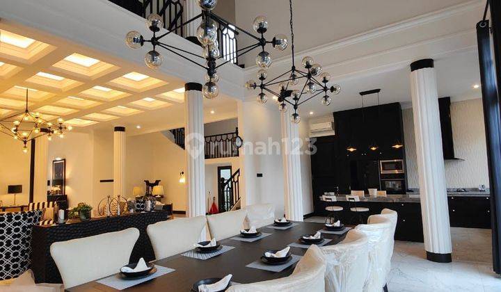 Rumah Mewah Baru Furnished Lokasi Strategis Di Kemang Jakarta Selatan 14