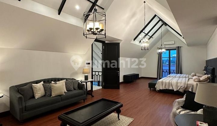 Rumah Mewah Baru Furnished Lokasi Strategis Di Kemang Jakarta Selatan 24