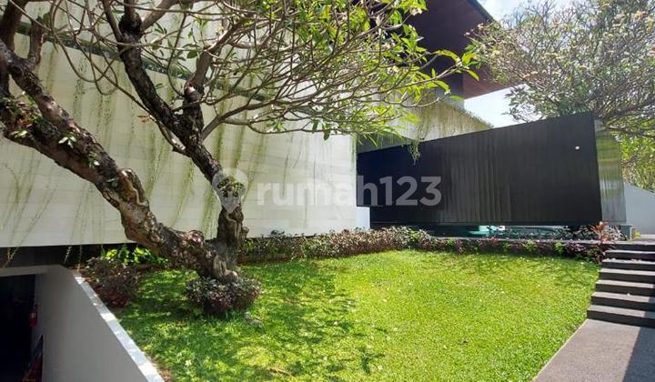 Rumah Mewah Desain Modern Resort Bali Dikawasan Pondok Indah 11