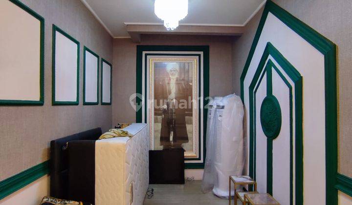 Rumah tempat usaha Lokasi strategis Jalan lebar di Jati padang