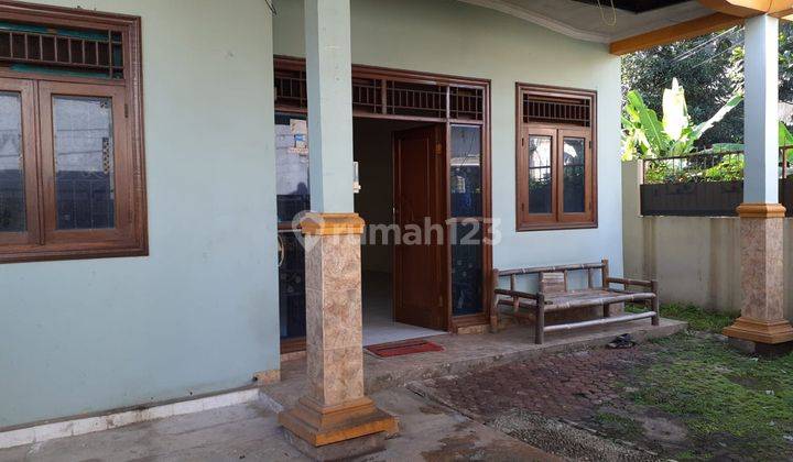 Rumah di Rancho Indah, Tanjung Barat 2 Lantai SHM Butuh Renovasi hadap Barat 2