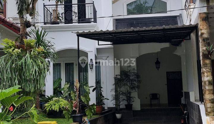 Rumah Classic Mediteranian Di Kompleks Eksklusif Lebak Bulus  1