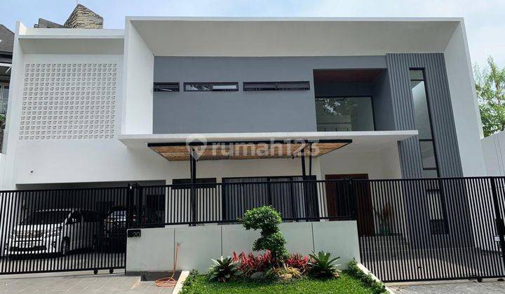  Rumah Mewah Furnished Baru SHM  di Villa Cinere Mas, Cinere 1