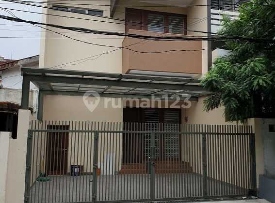 For Sale Rumah Pondok Indah 2 Lantai