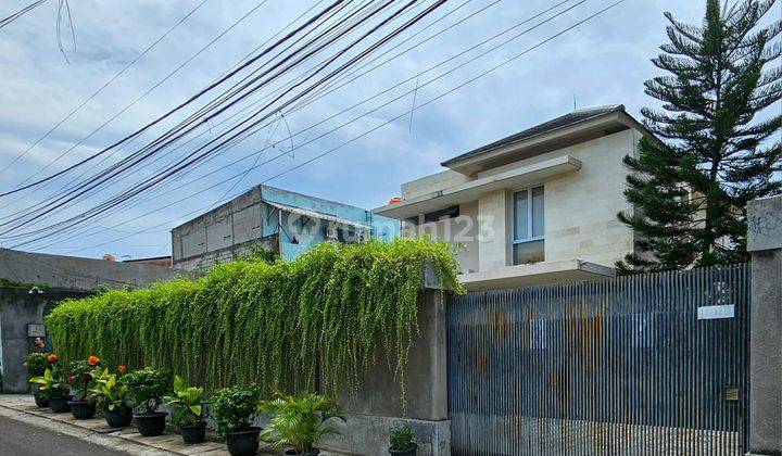 Dijual Rumah Secondary Modern Minimalis - Bangka Kemang 2