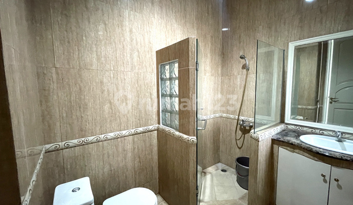 Rumah Mewah Design American Classic Di Pondok Indah 2