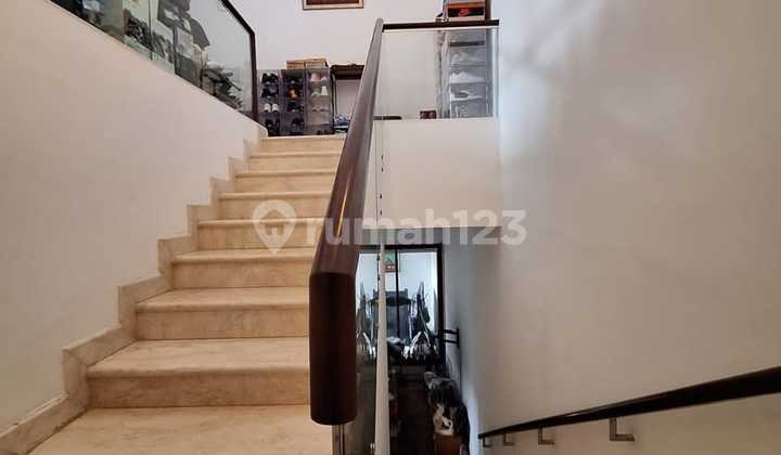 Rumah 2 Lantai Lokasi Strategis Lebak Bulus Jakarta Selatan  2