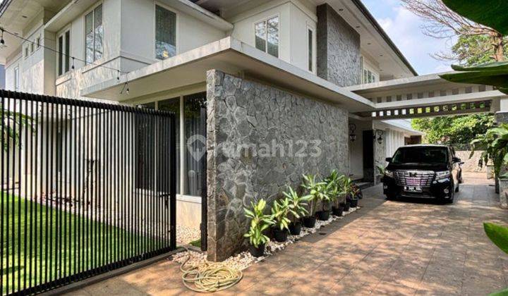 Rumah 2 Lantai di Kemang, Jakarta Selatan 1