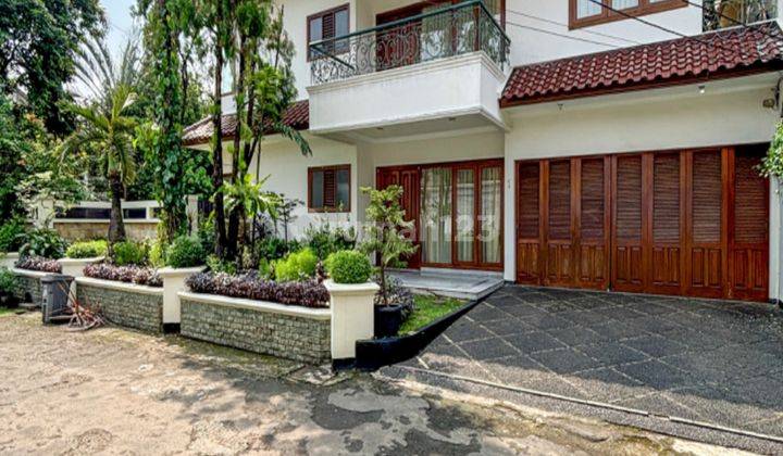 Rumah Mewah Private Town House Siap Huni Di Ampera  2