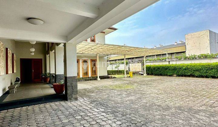 Charming Luxury House For Sale In Cilandak, South Jakarta Huge Yard And Great Deal, Negotiable 2