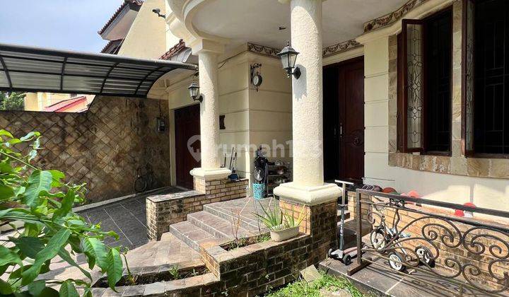 Rumah Design Classic Dalam Komplek Jalan Lebar Di  Puri Cinere 2