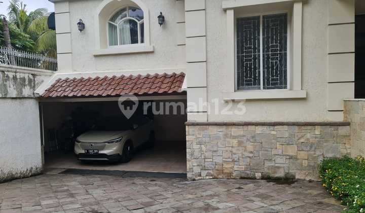 Rumah Mewah Lingkungan Exclusive Villa Cinere Mas