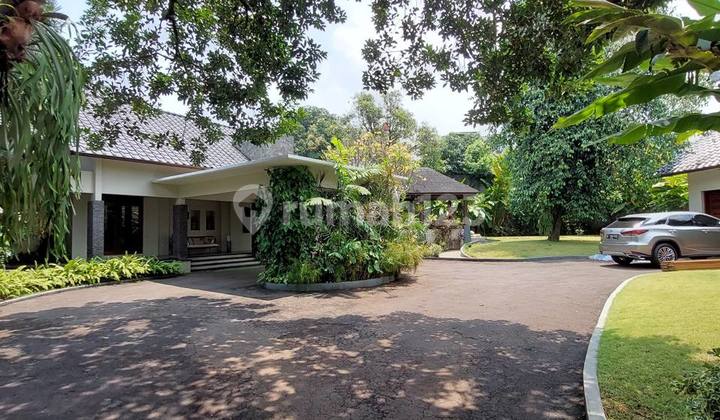 Rumah Mewah Design Modern Tropical Balinese, Lokasi Cilandak