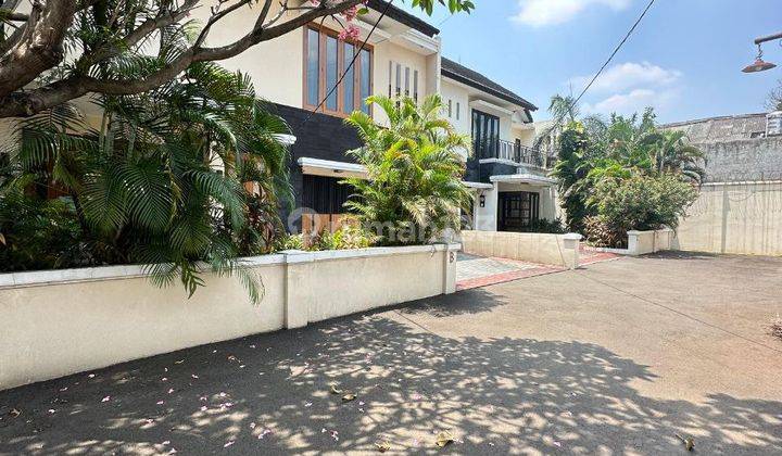 Rumah Mewah Dijual di Kemang, Jakarta Selatan Lokasi Strategis Bebas Banjir 1