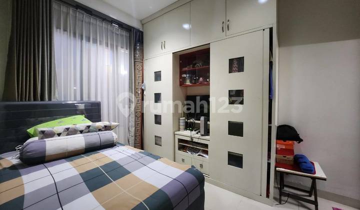 Secondary House Within a Cluster, Fully Furnished in Pondok Labu 2