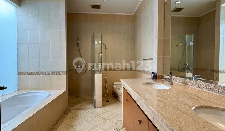 2-Story House Modern Tropical Design with Private Swimmingpool 2