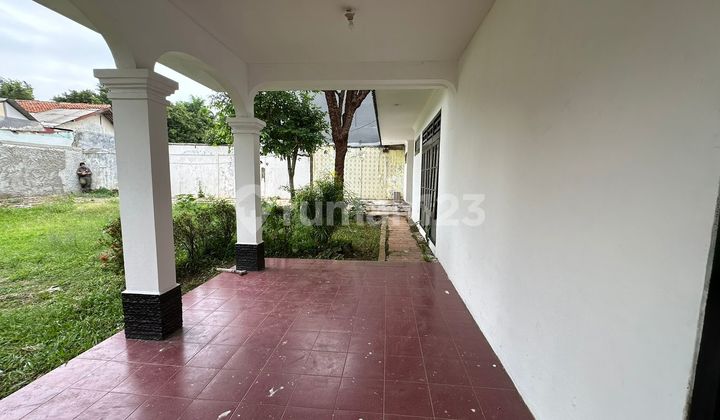 Rumah 1 Lantai Design Classic, Lokasi Sangat Strategis 2