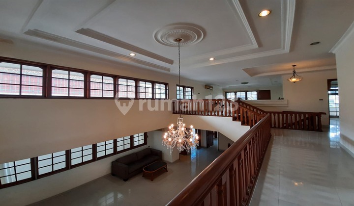 Old House in Duta Permai Pondok Indah