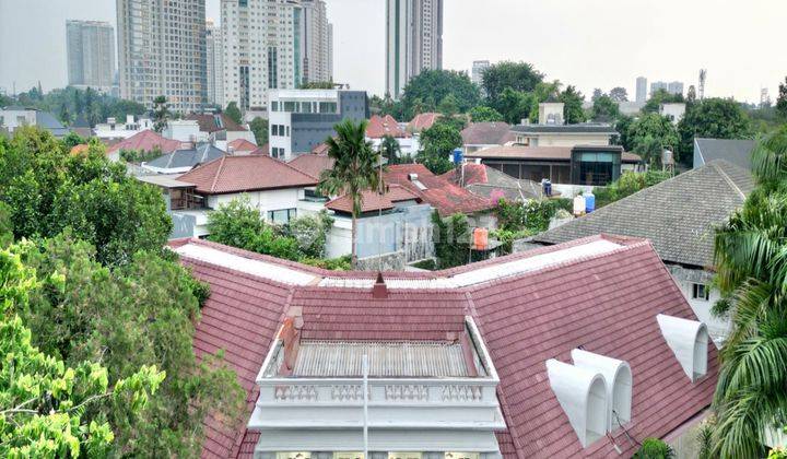 Rumah Mewah 2 Lantai Design Klasik Dalam Komplek Di Simprug 2