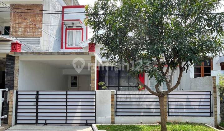 Ready-to-Occupy House in a Cluster, Fully Furnished Location Bintaro