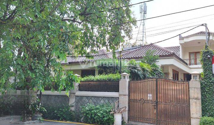 Dijual Rumah Mewah di Tebet Lokasi Premium Strategis 2