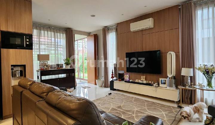 Rumah Cantik Dalam Townhouse Lokasi Ampera, Semi Furnished