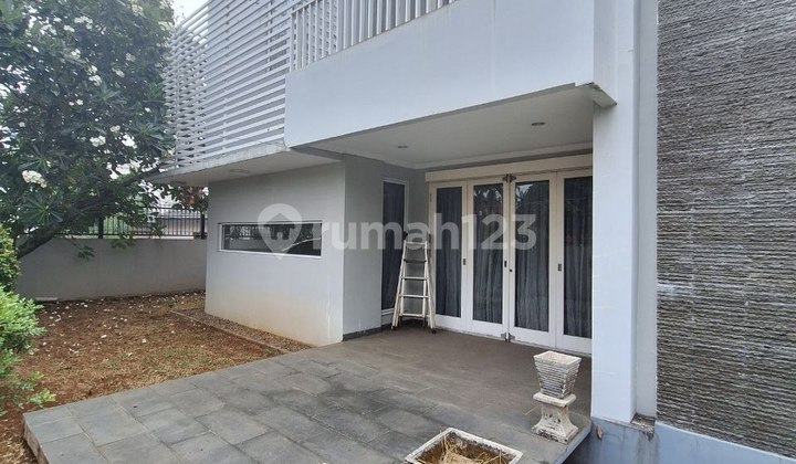 Rumah Siap Huni Posisi Hoek Dalam Komplek Favorit Cinere Terdepan 2