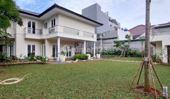 Dijual New Renovated Classic House Di Kebayoran Baru 2