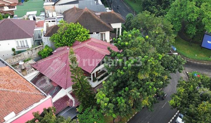 Dijual Rumah Komersial Mewah di Bintaro Sektor 7 Lokasi Premium 2