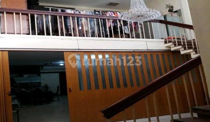 Rumah Cozy Pinggir Jalan Raya Raden Saleh Cikini, Menteng 4